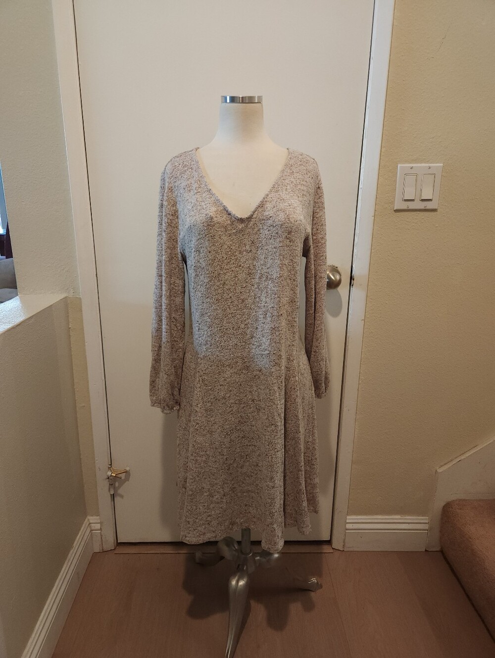 Women's V-Neck Long Sleeve Knit Dress in Light Taupe